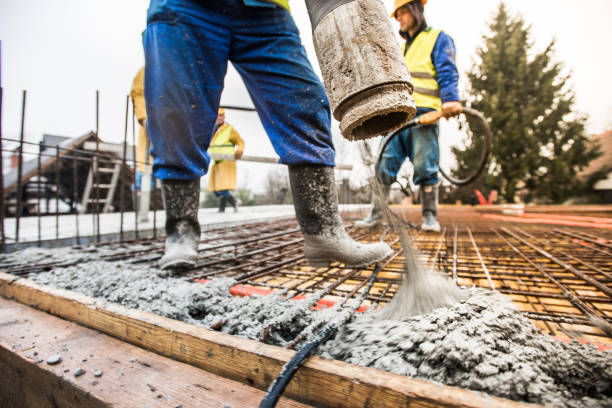 Best Driveway Concrete Repair  in Hidden Valley, IN
